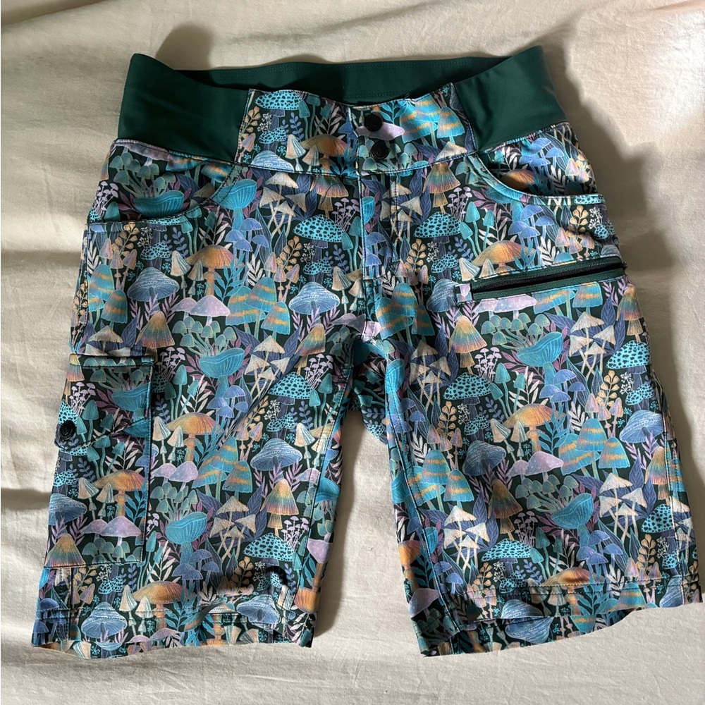 Shredly 11” - Zipper Snap Mid-Rise MTB shorts
